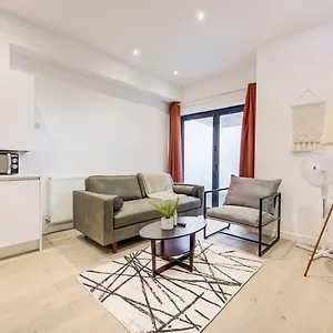 apt-guestready-modern-luxury-near-tower-bridge.brighton-hotels-england.com/